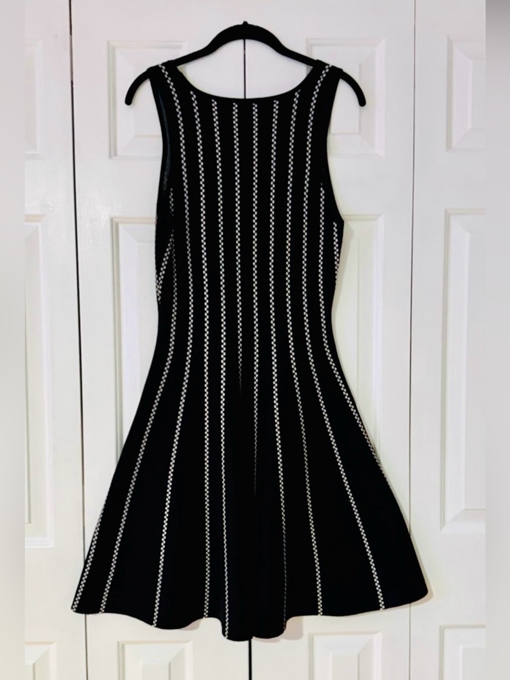 Aqua Sleeveless Knit Dress L Black Fit & Flare Minimal Chic - Picture 4 of 5
